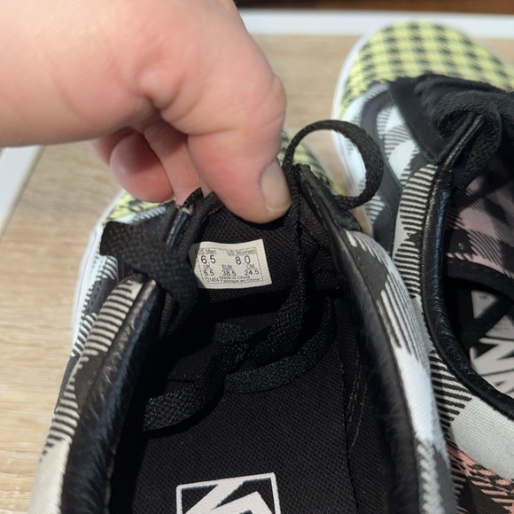 Vans sneakers lace up Womens 8 men’s 6.5 Buffalo Check Houndstooth like new - Picture 4 of 5